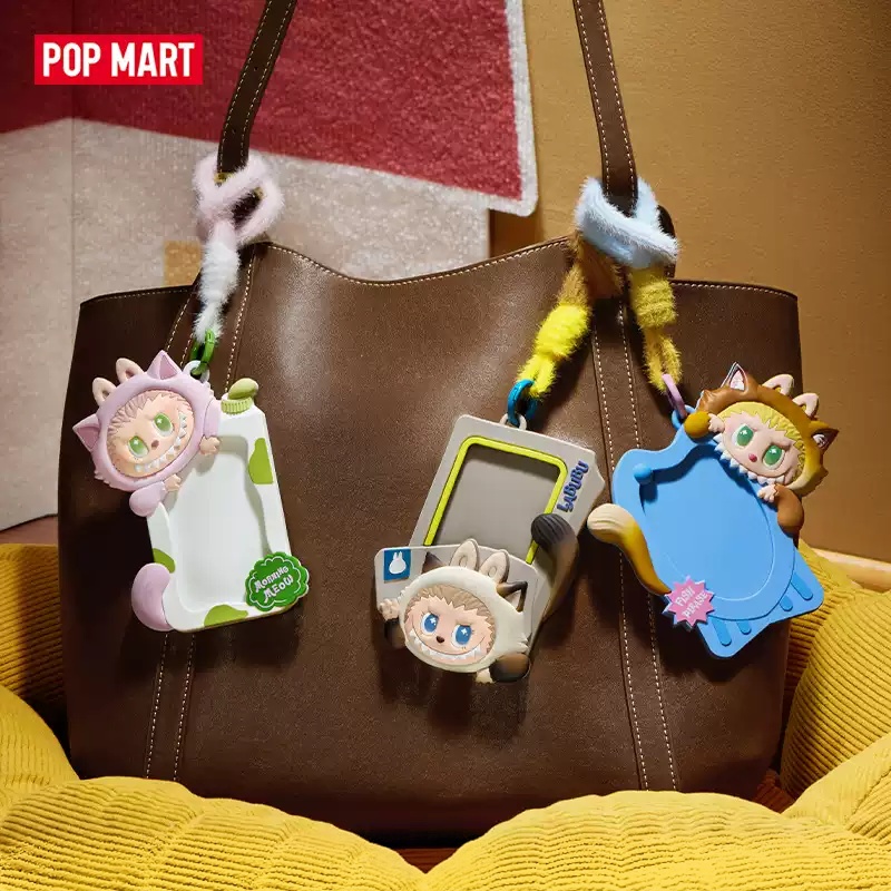 POP MART LABUBU THE MONSTERS C - Action Figure Stand 评论和价格